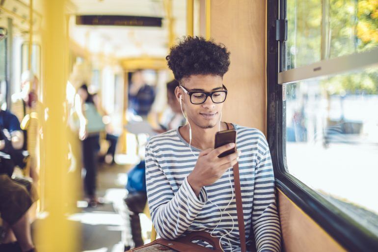 Cell phone insurance is the kind of perk that can benefit both the cardholder and the card issuer.