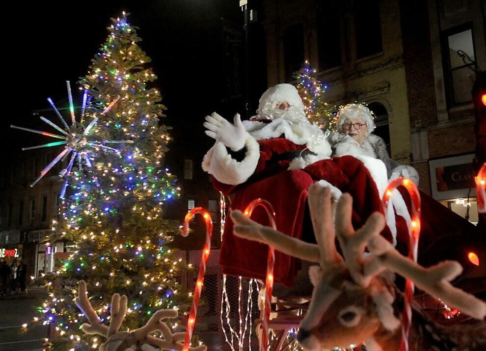 Downtown Racine Holiday Parade and tree lighting Nov. 11