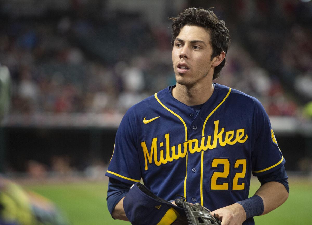 Yelich seeks return to form and health for Brewers in 2022