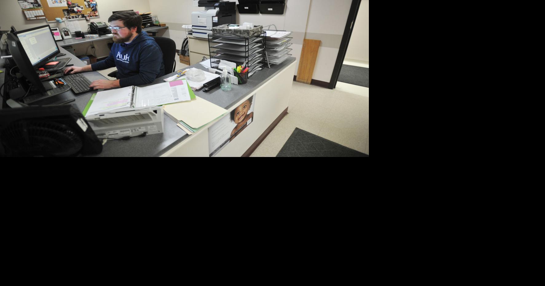 Virus update Sanders calls for Wisconsin election delay; Carthage