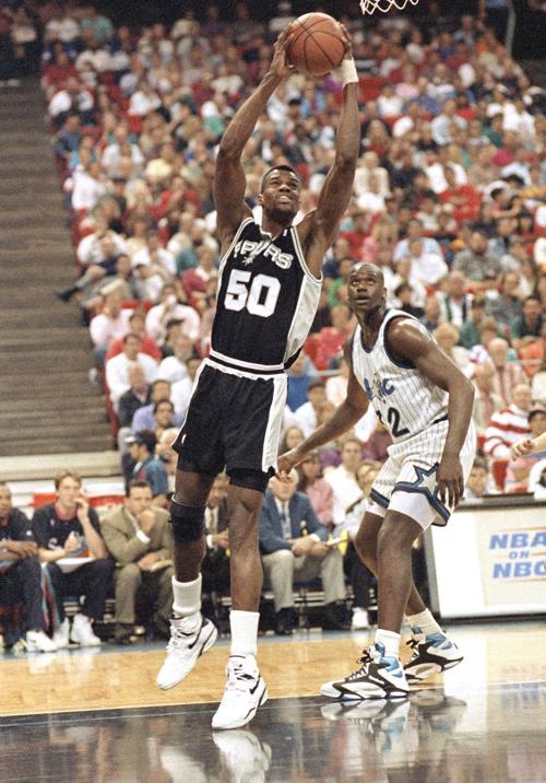 1994 David Robinson Scores 71 To Claim Scoring Title News