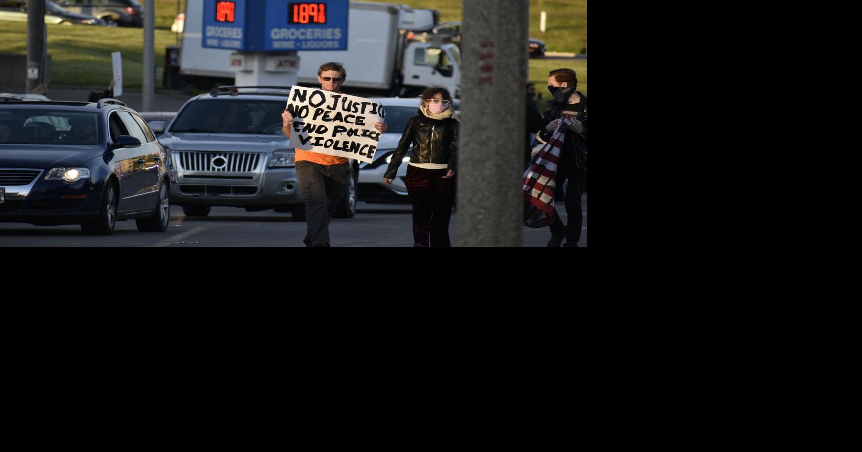 Kenosha Council members support peaceful protests, condemn nighttime riots