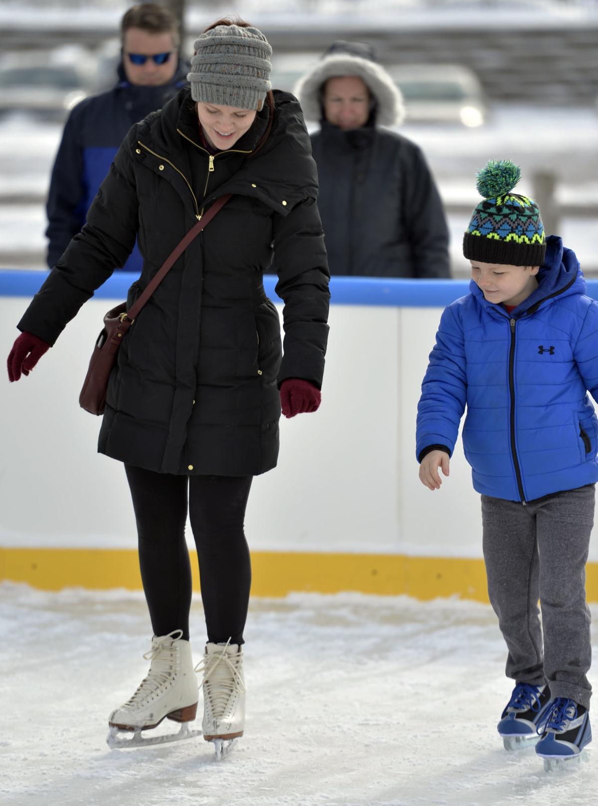 Snow Daze Thrives In Cold Local News Kenoshanews Com