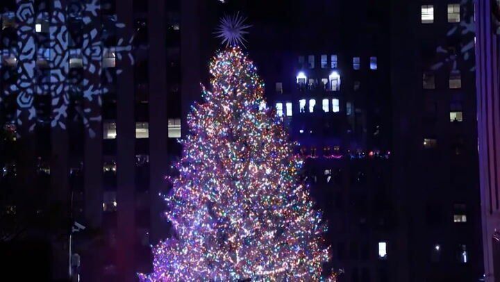 Rockefeller Christmas Tree Lighting Brings Joy On First Day Of Meteorological Winter National News Kenoshanews Com