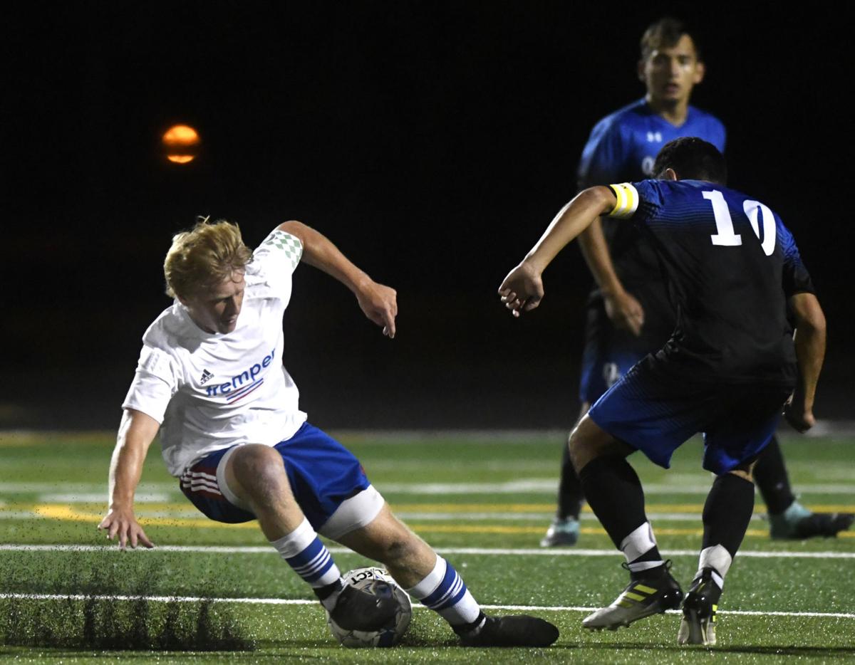 Soccer Roundup Tremper Boys Knock Off 10th Ranked Oak Creek