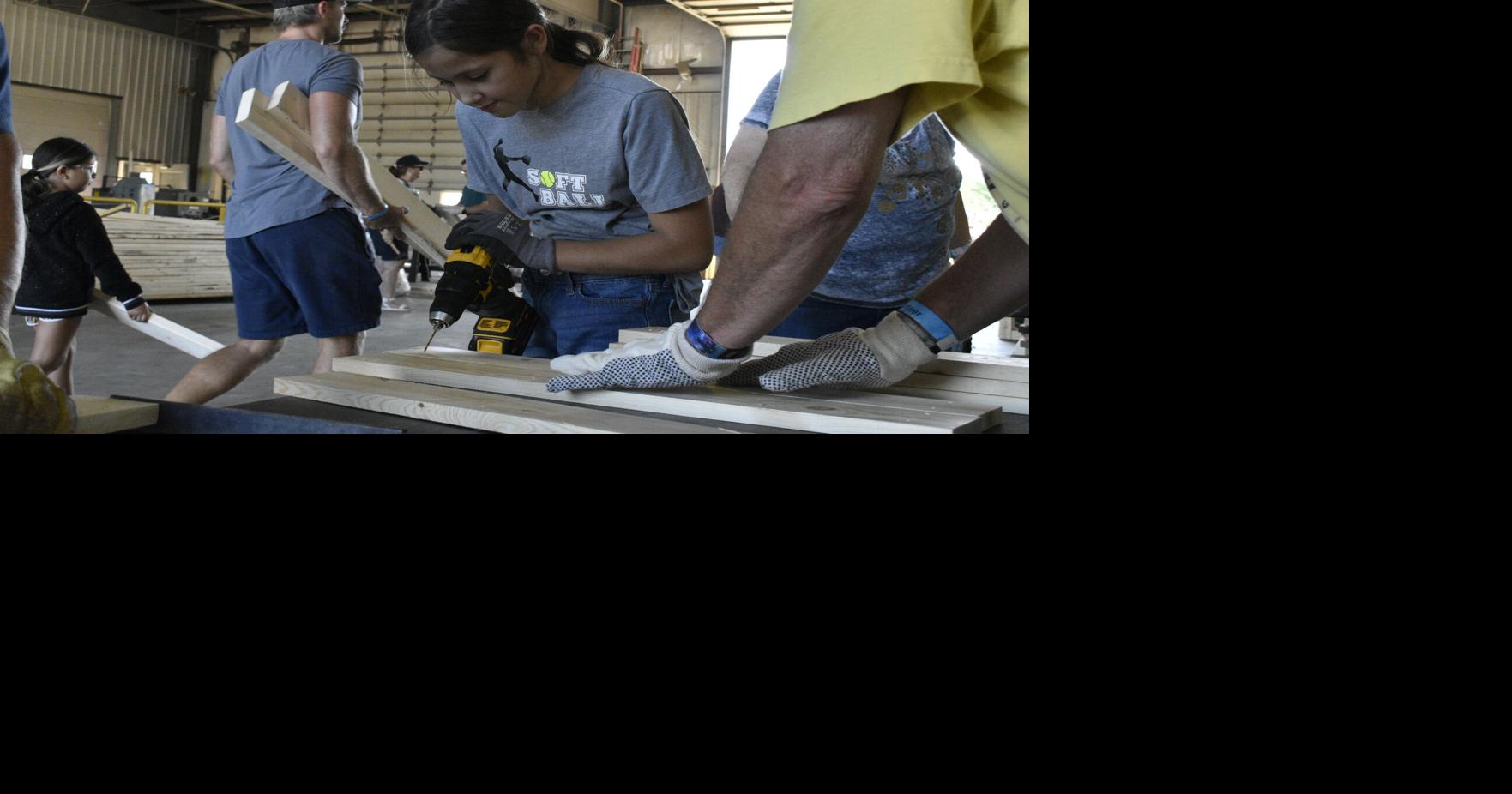Kenosha community comes together to build beds for needy children