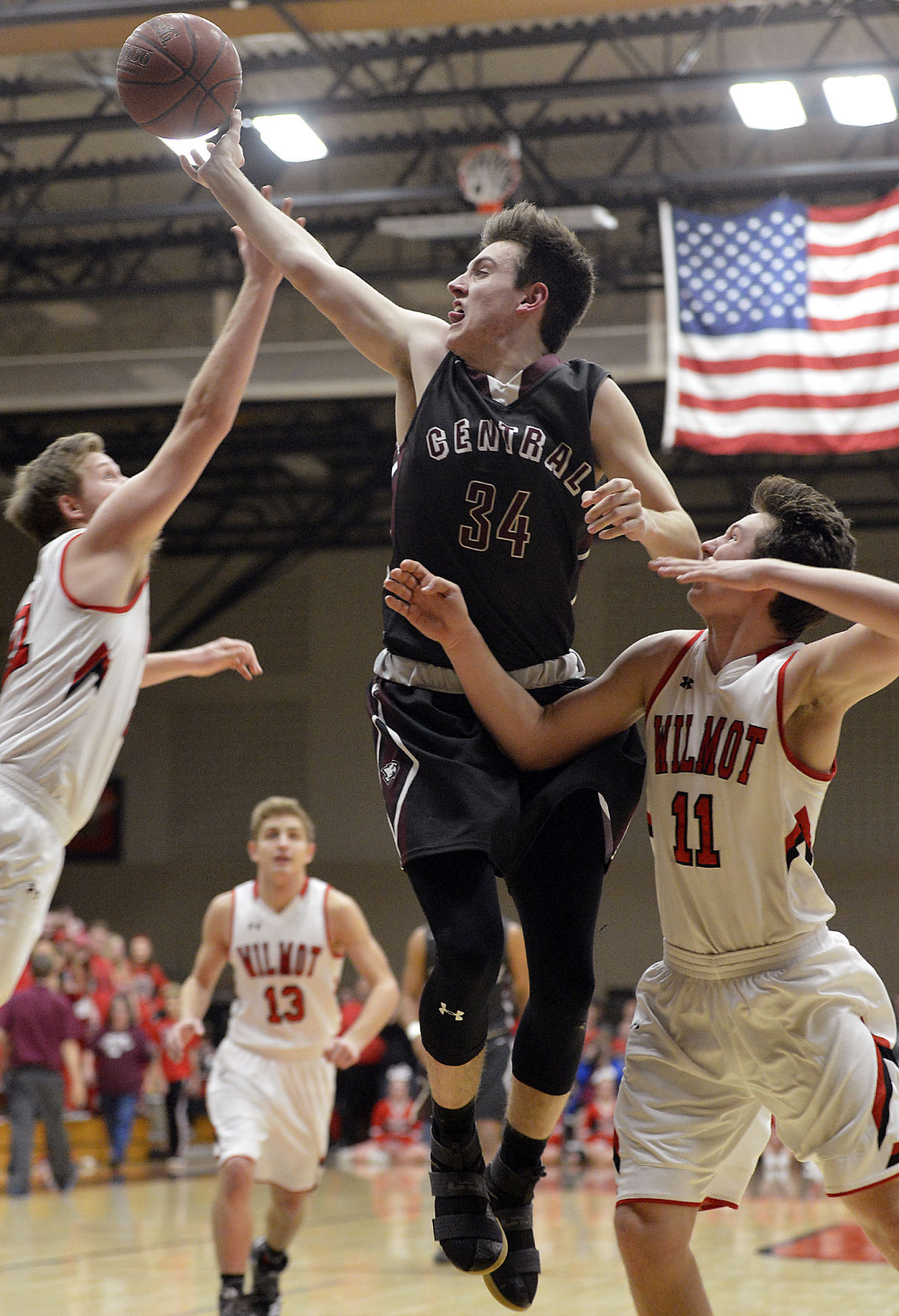 Falcons look to soar over SLC again Central Boys Basketball
