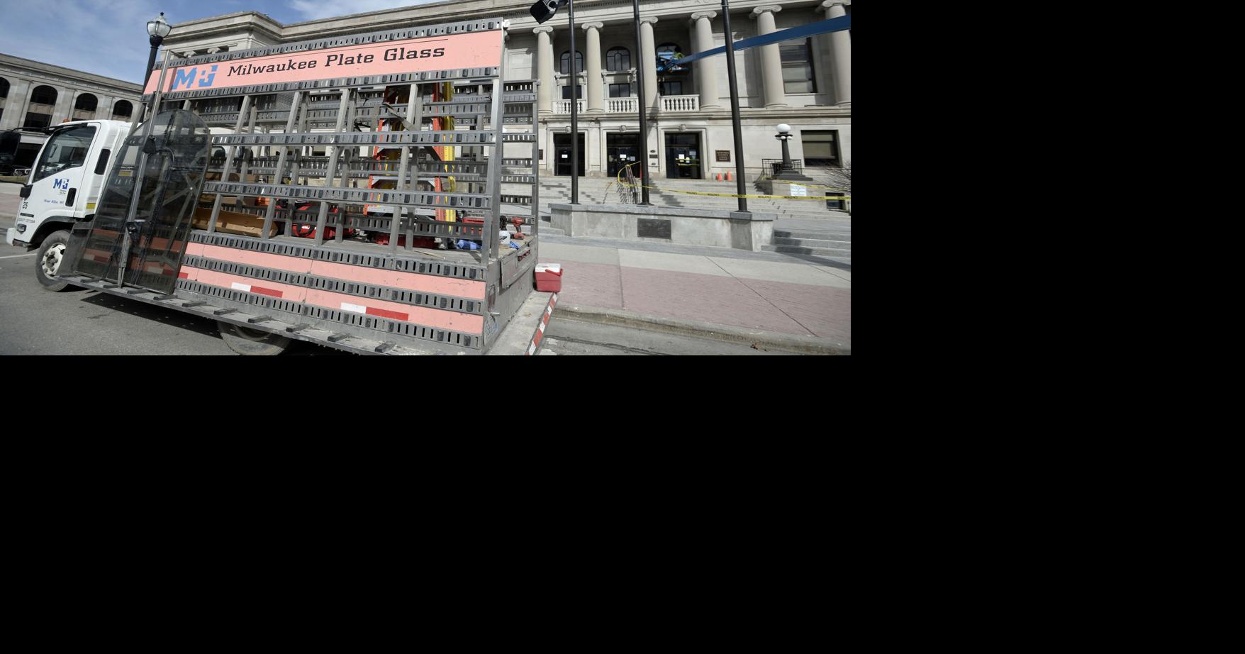 Kenosha County Courthouse, Public Safety Building under repair