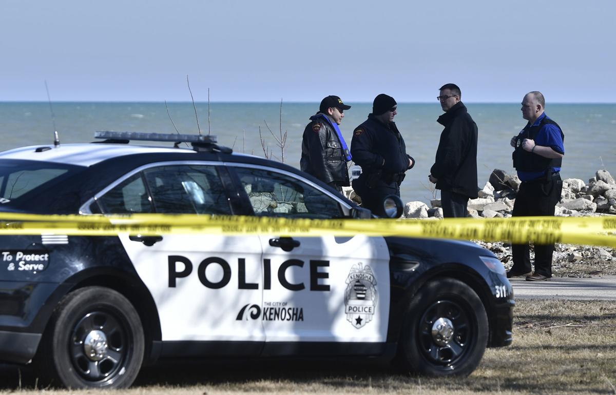 Body Found At Lakefront Local News Kenoshanews Com