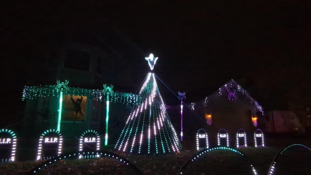 Kenosha Halloween display goes high-tech