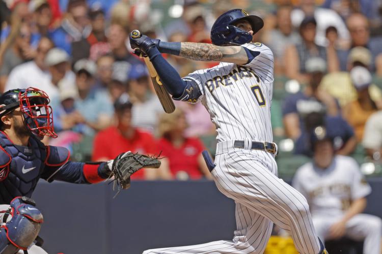 Images from the Brewers' 4-2 loss to the Braves