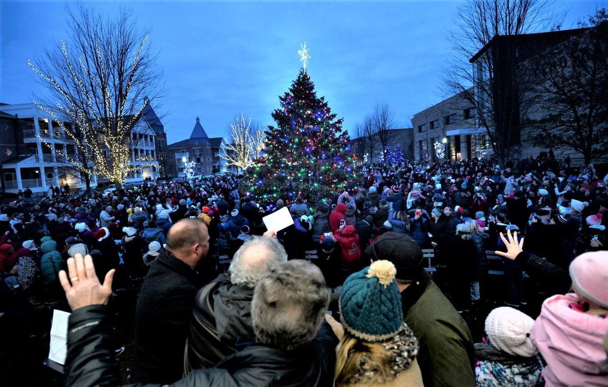 City Of Kenosha Christmas Tree Disposal 2022 In Photos: Kenosha's 2021 Christmas Tree Lighting Ceremony Draws A Crowd |  News | Kenoshanews.com