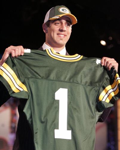 Aaron Rodgers Jersey Number Revealed as New Jets QB Passes on Joe Namath's  Offer