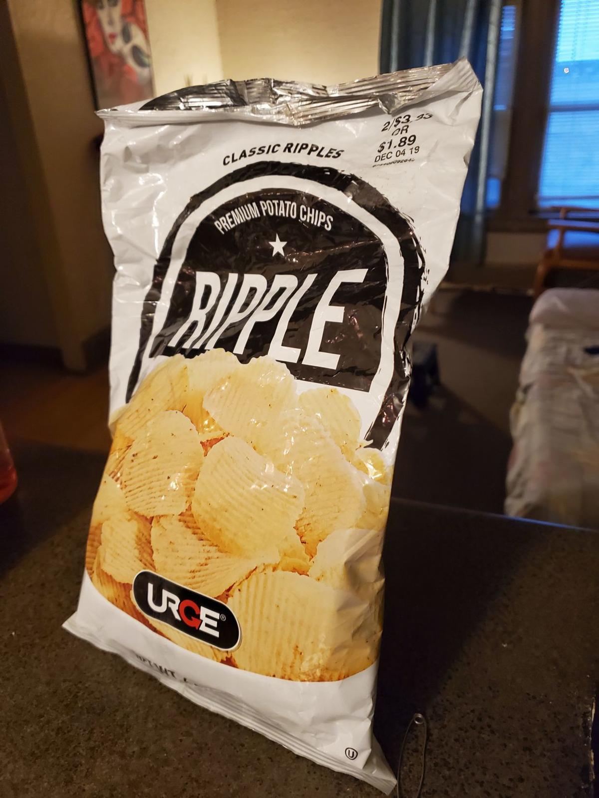 Girl Finds Metal Sliver In Bag Of Potato Chips News Kenoshanews Com Girl Finds Metal Sliver In Bag Of Potato Chips News Kenoshanews Com