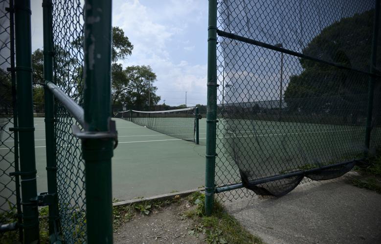 Pennoyer Park tennis courts to be converted into Pickleball courts