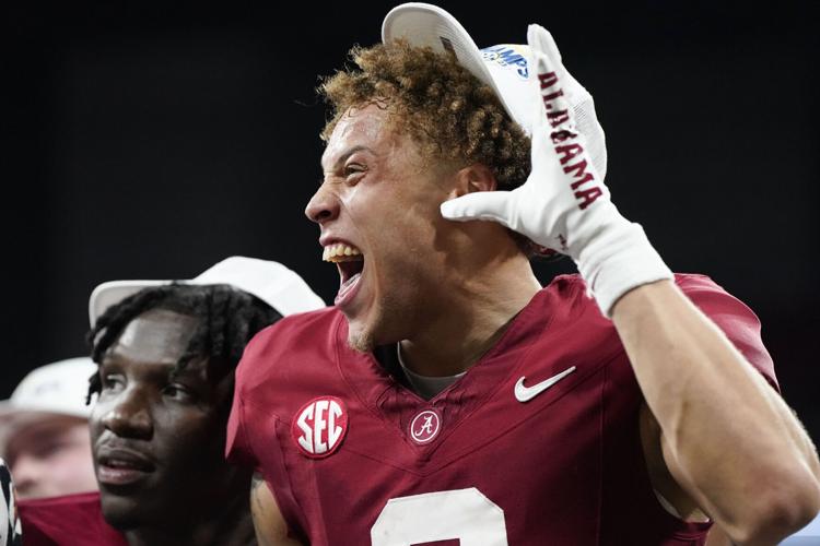 Michigan-Bama, Washington-Texas set for CFP; Florida State left out