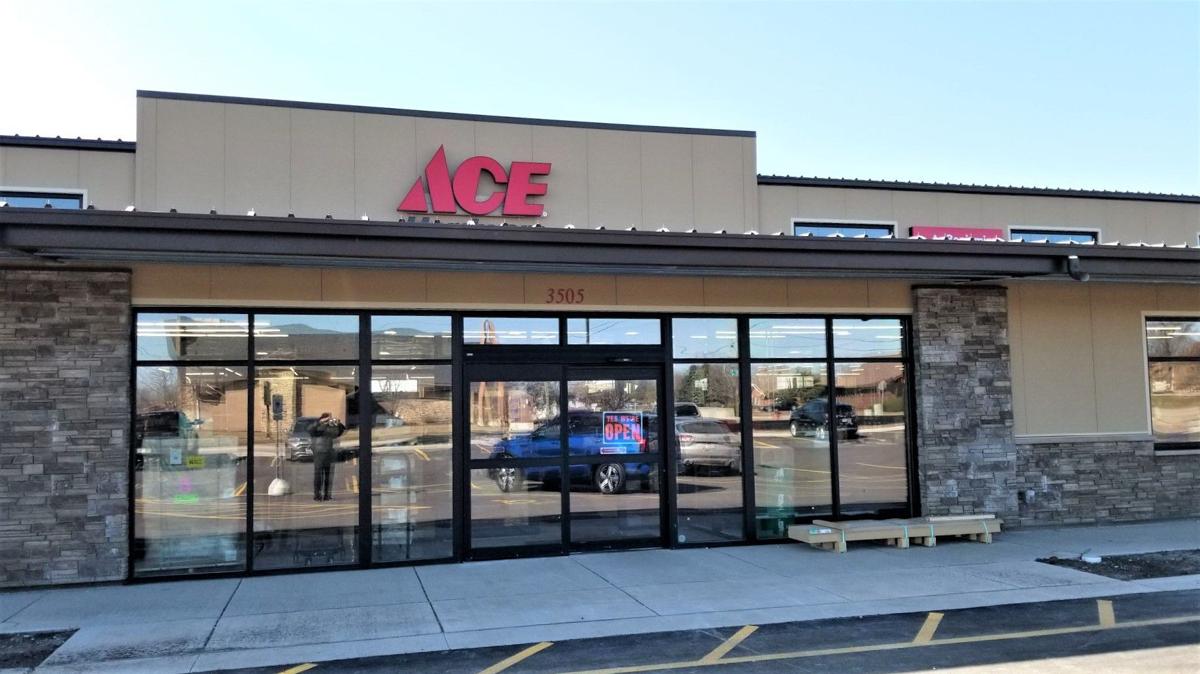 South Side Ace hardware store opens