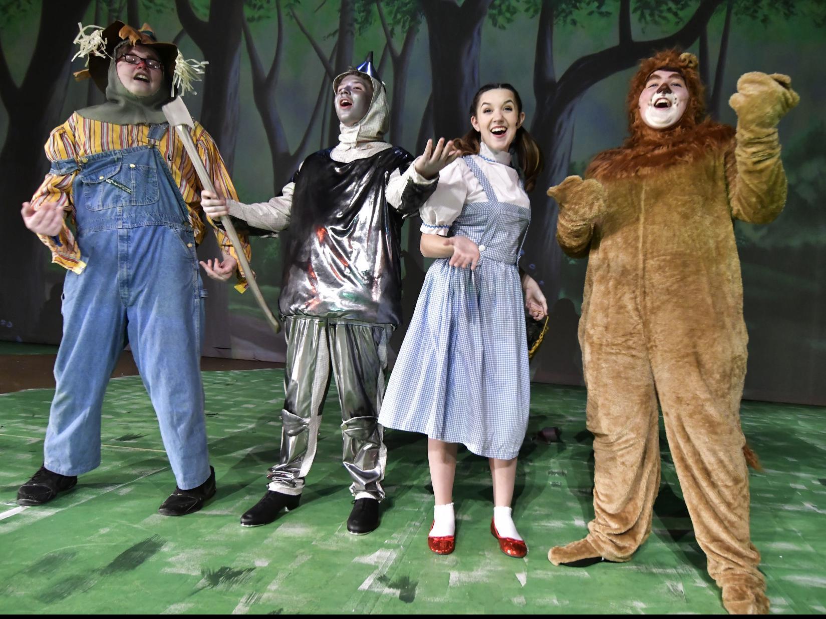Go Off To See The Wizard Of Oz At Indian Trail High School Entertainment Kenoshanews Com