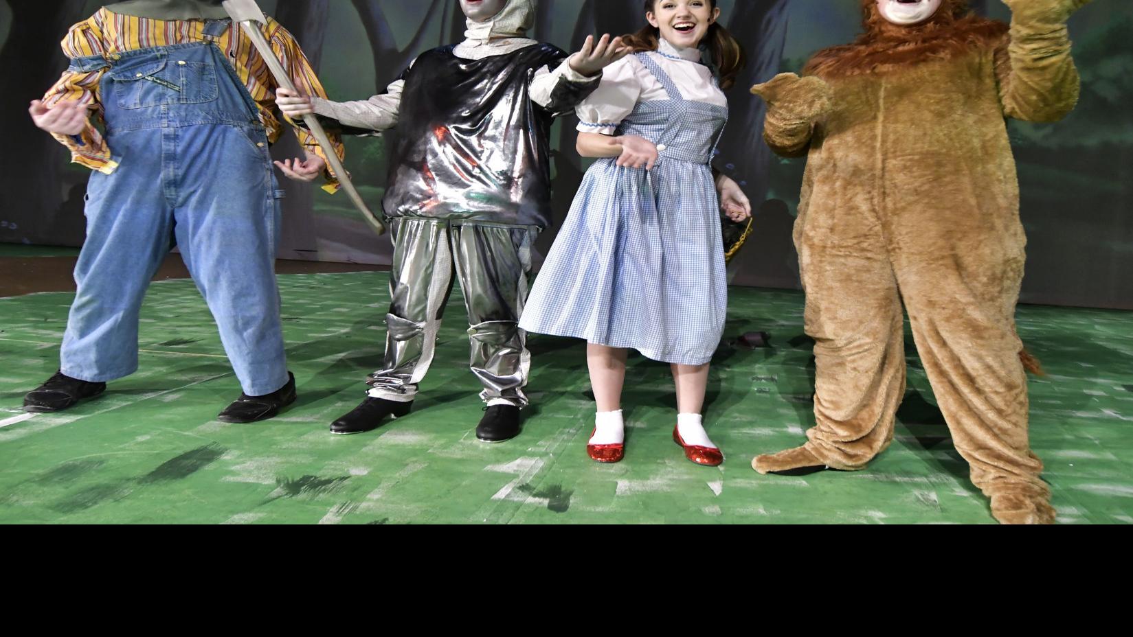 Go Off To See The Wizard Of Oz At Indian Trail High School Entertainment Kenoshanews Com