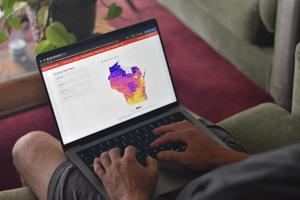 Before you sign a lease, check out these new online farm management tools