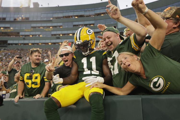 Packers Family Night draws in thousands at Lambeau Field