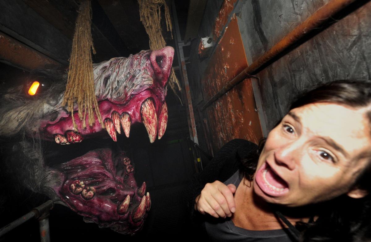 Touring Abandoned Haunted House Complex Go Kenosha