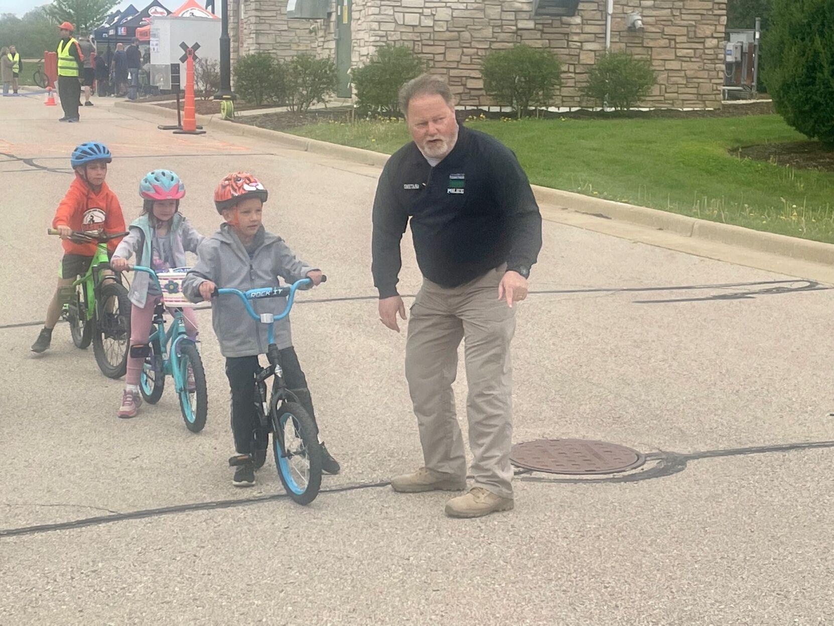Pleasant Prairie bicycle rodeo promoting safety draws crowd