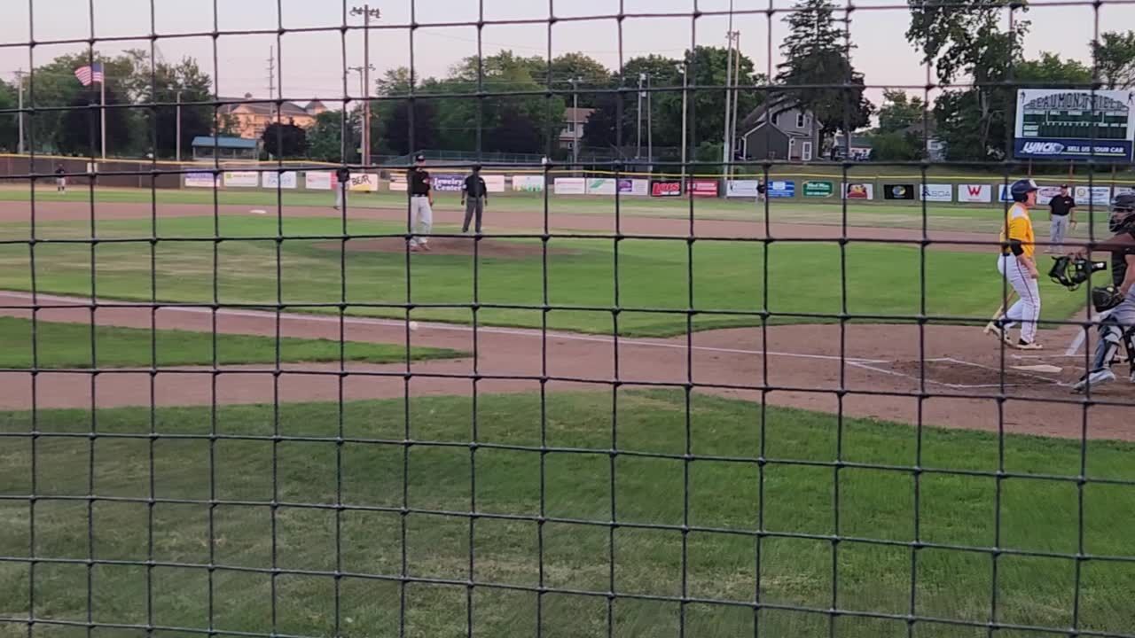 KENOSHA KINGS baseball battling Chicago Warriors July 10