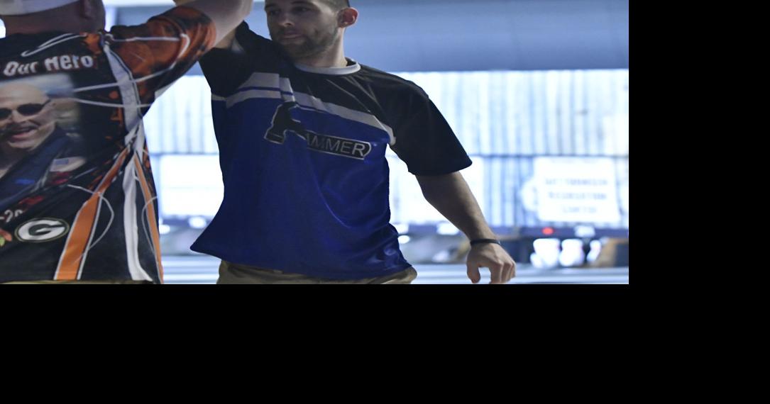 Match Game Bowling Tournament Betchkal into position for Men's finals