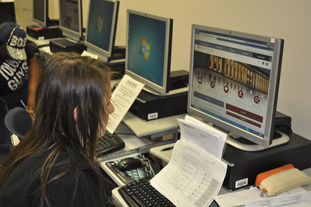 Unemployment Rate Is Down But There Still Are More Jobs Local News Kenoshanews Com