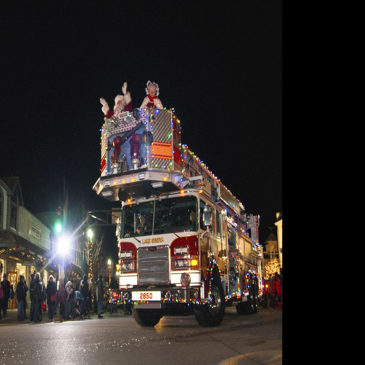 Geneva Ohio Christmas Parade 2022 Lake Geneva's Holiday Parade Becomes Stationary Display Because Of  Coronavirus | Local News | Kenoshanews.com
