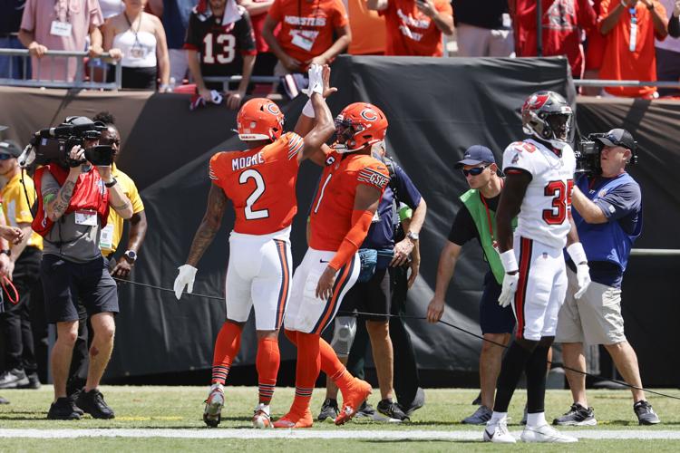 AP: Chicago Bears struggle defensively in a 27-17 loss to Mayfield,  Buccaneers