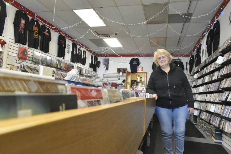Longtime Kenosha Business CD Warehouse Closing Its Doors longtime-kenosha-business-cd-warehouse-closing-its-doors