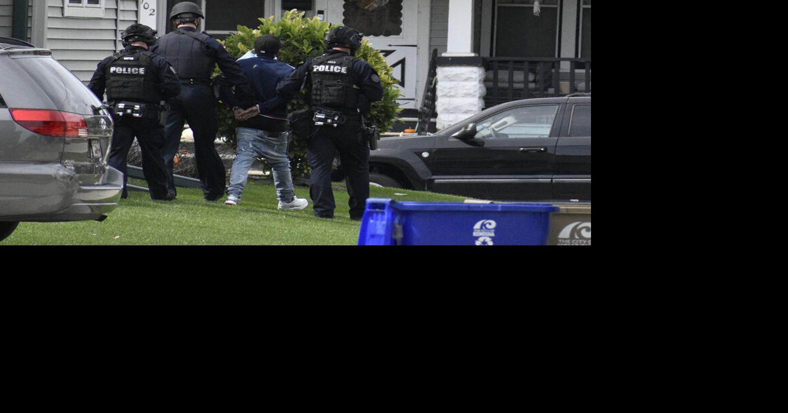 Barricaded suspect taken into custody by Kenosha Police, SWAT team