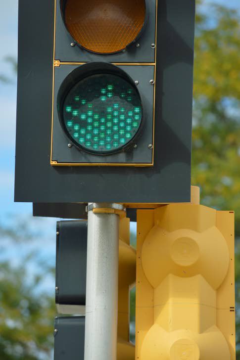 Fix It: LED traffic signals losing their glow | News | kenoshanews.com