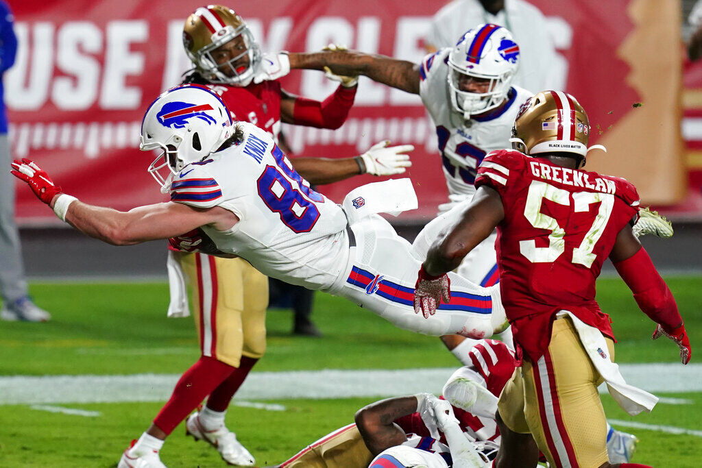 Watch Stefon Diggs tackle a fan who got onto the field during Bills vs Chiefs  game (video) 