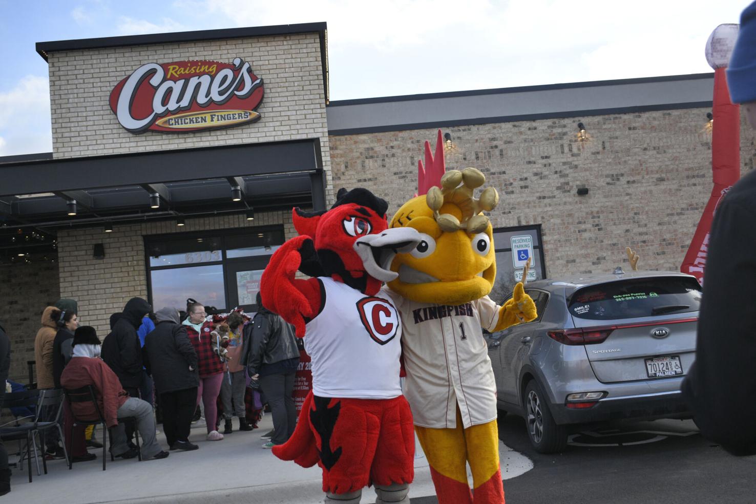 Kenosha Raising Cane's grand opening draws crowds