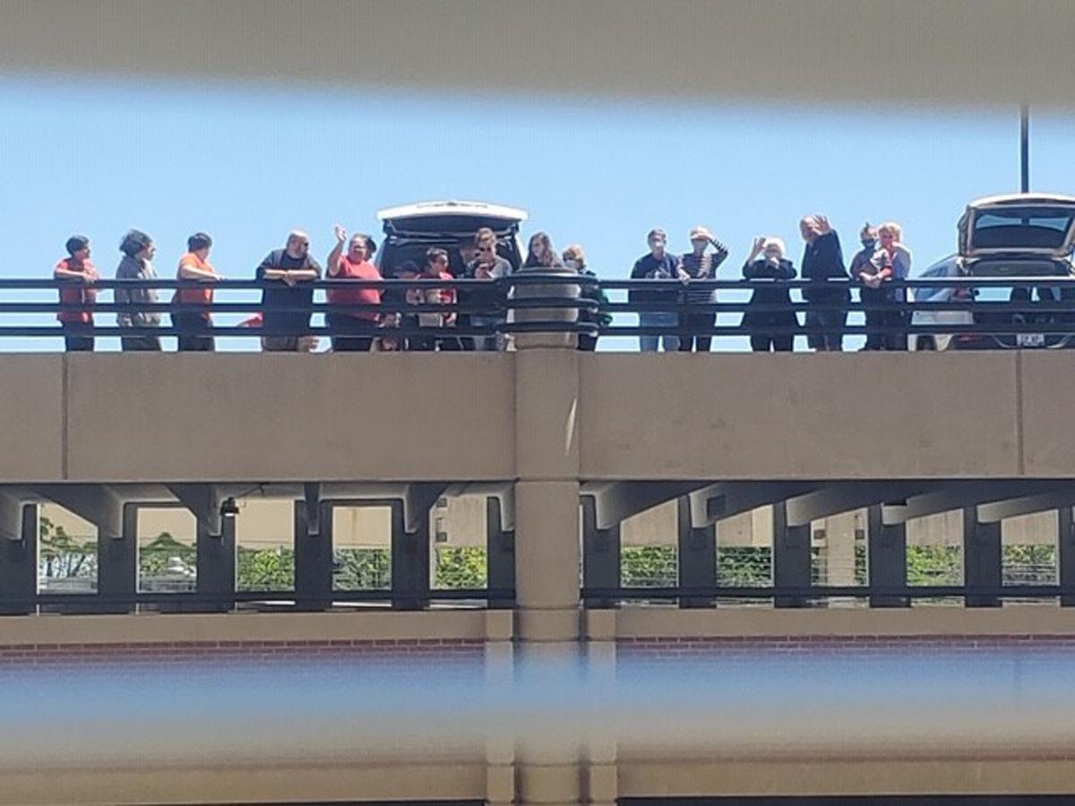 'She's a miracle' Kenosha woman wins sixweek battle with COVID19