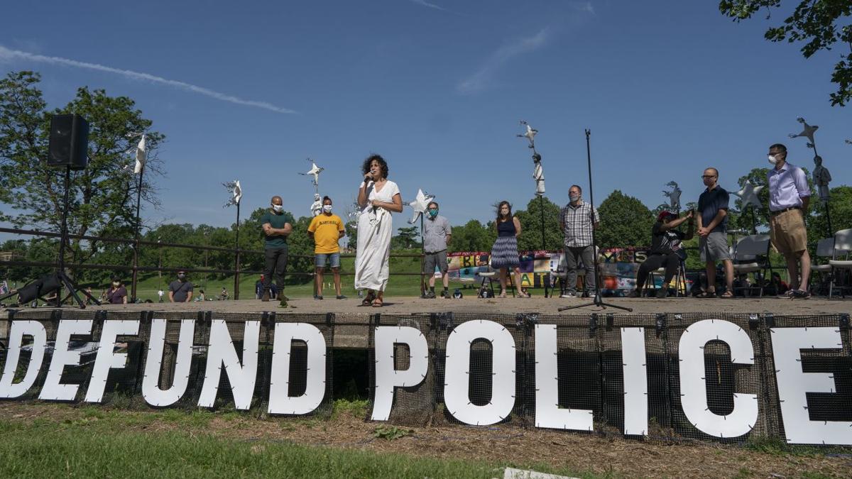What Does Defund The Police Mean National News Kenoshanews Com