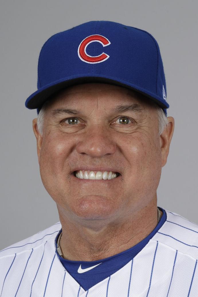 Cubs to honor Ryne Sandberg with statue at Wrigley Field