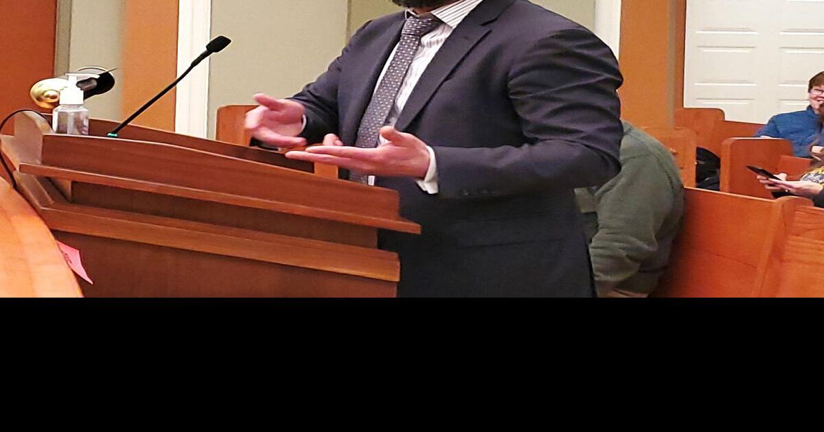 XAVIER SOLIS Executive Committee 32323