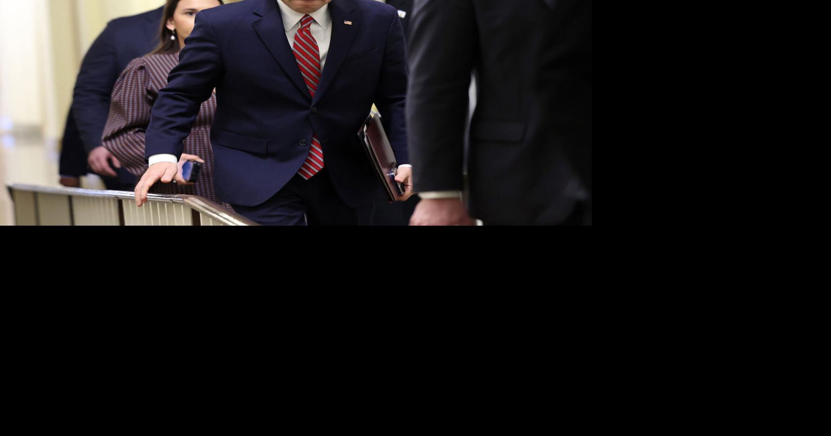 6617d9ee578a0.preview.jpg?crop=1685%2C88