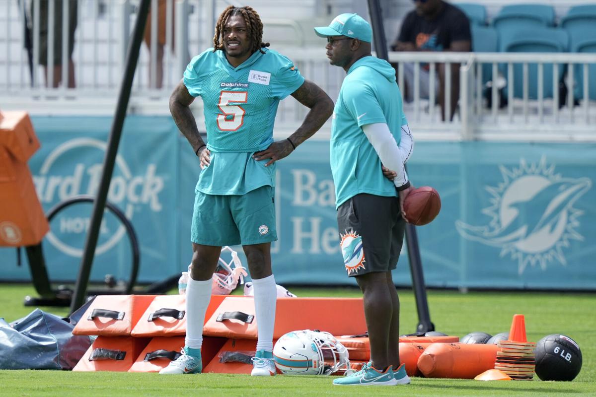 Dolphins' Ramsey tears meniscus at practice