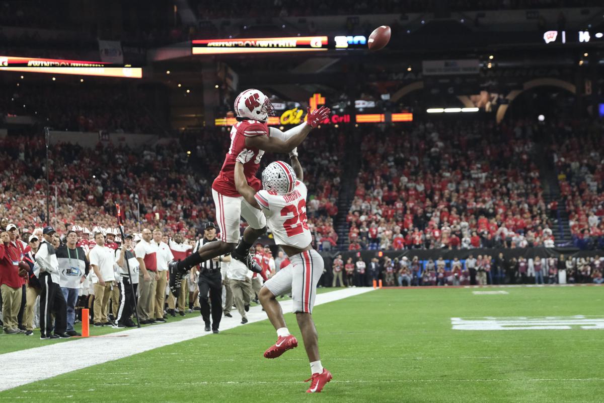 Wisconsin challenged by Oregon freshman Kayvon Thibodeaux in Rose Bowl