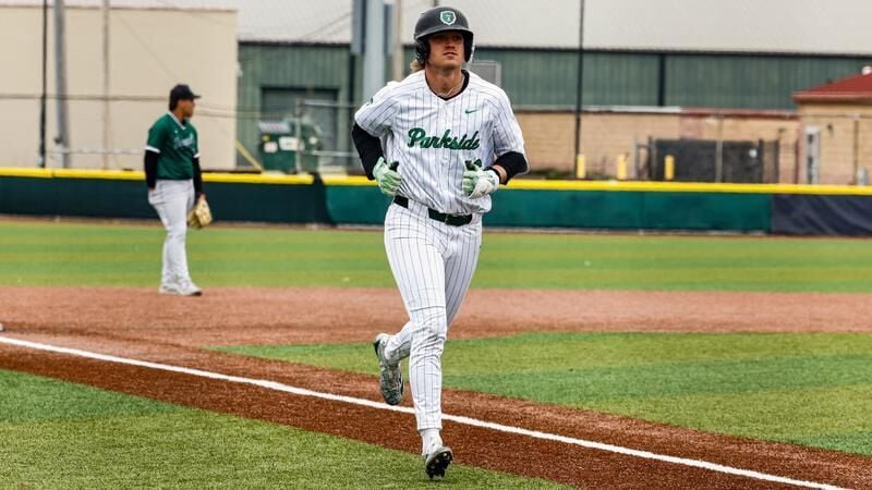 Lindquist Named NCBWA Midwest Hitter of the Week