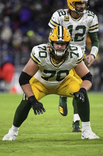 Packers Camp Insider: Mixing and matching offensive linemen