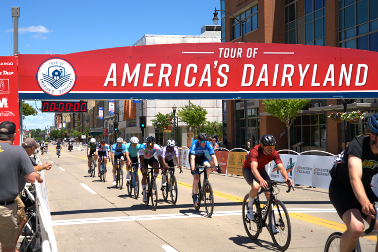 Riders race through Racine on Day 2 of Tour of America’s Dairyland