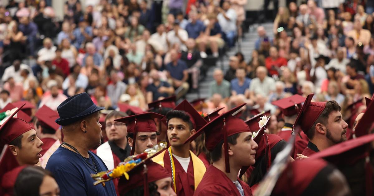 Bradford graduates look around for family