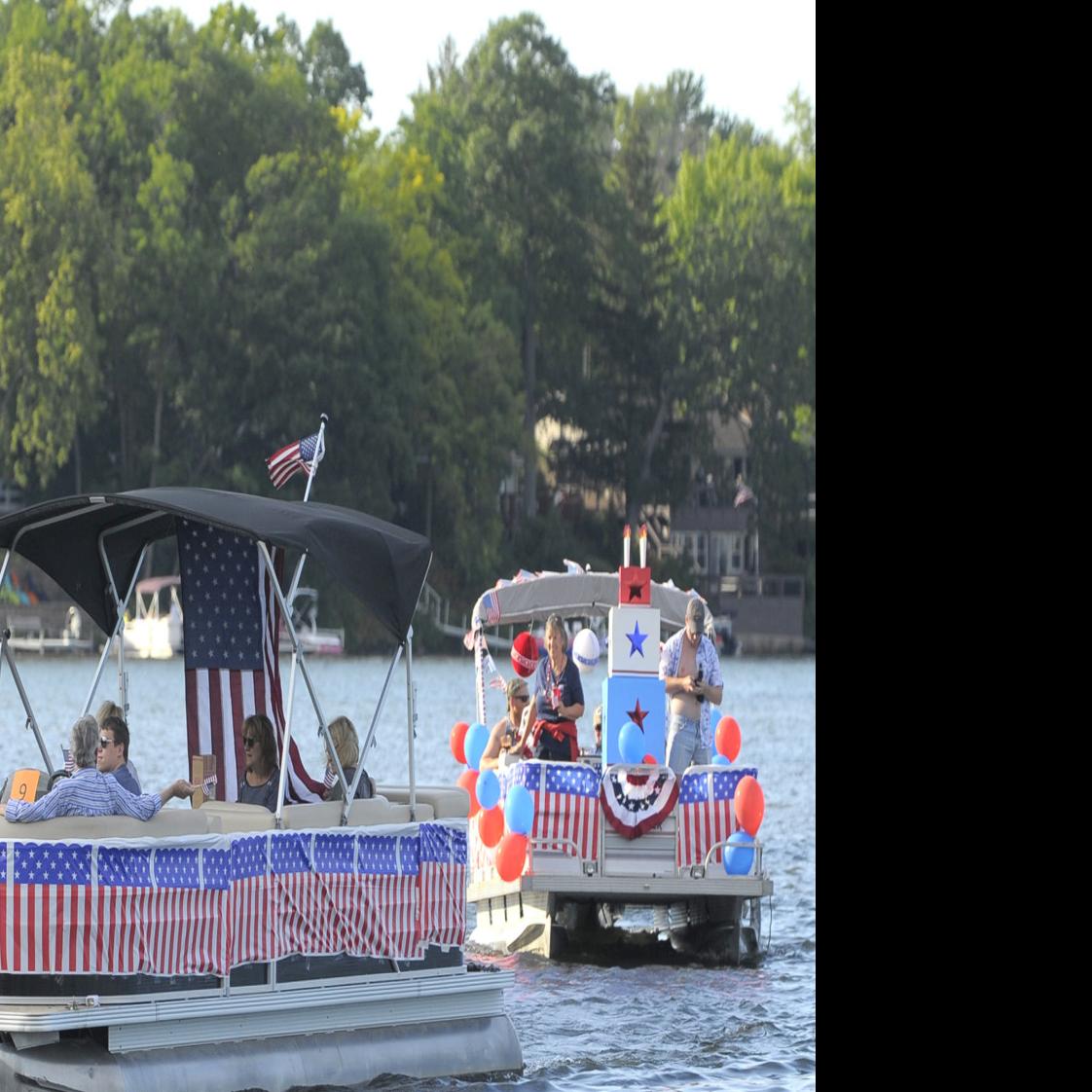 Paddock Lake Boat Parade Returns Local News Kenoshanews Com