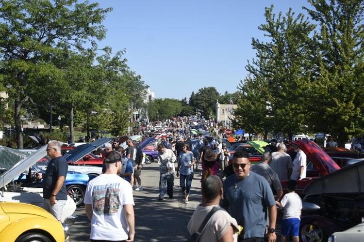 DOWNTOWN CAR SHOW
